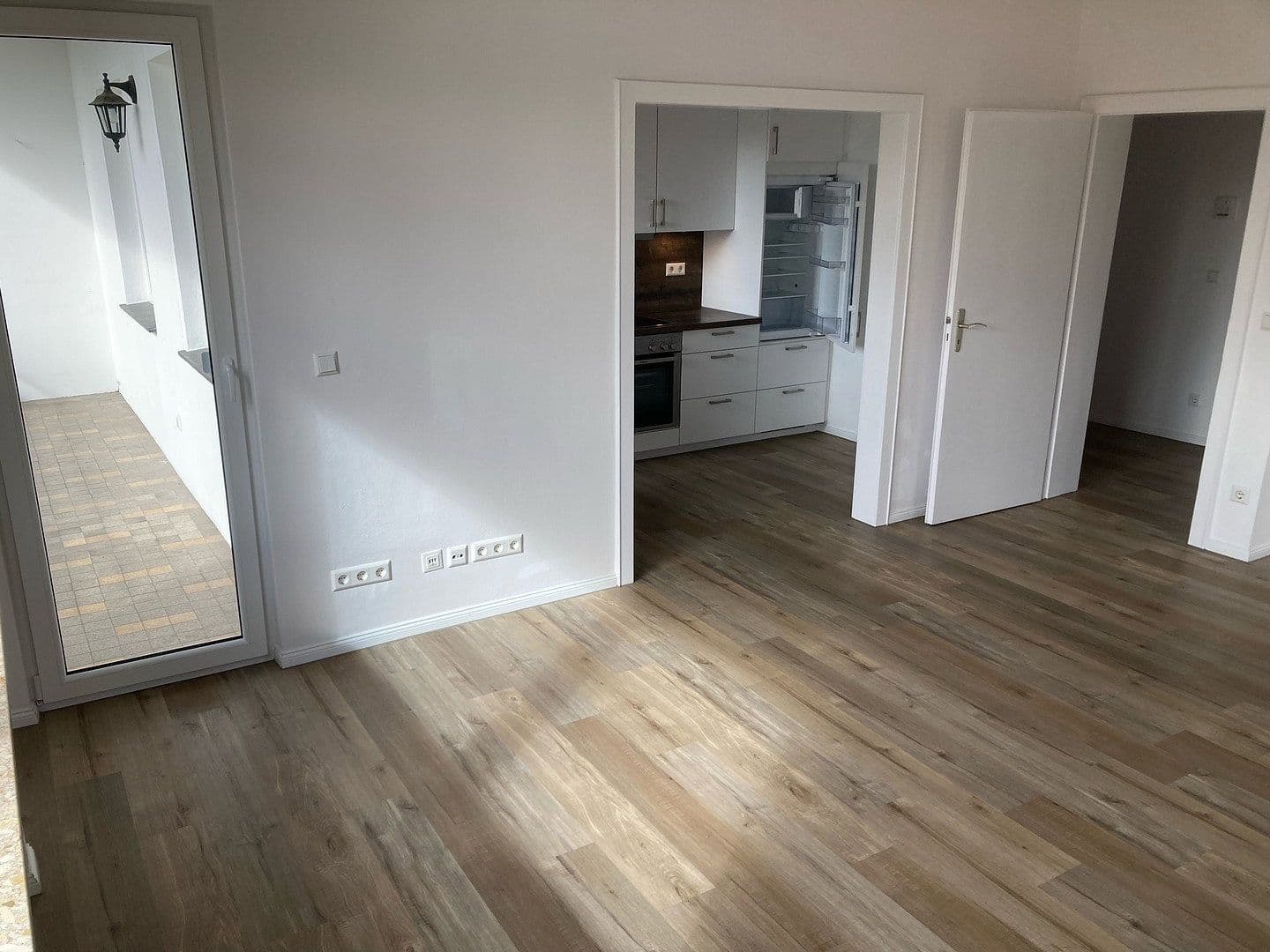 Pronájem bytu 2+1 80 m², Wolfsburg, Dolní Sasko Pronájem bytu 2+1 80 m², Wolfsburg, Dolní Sasko