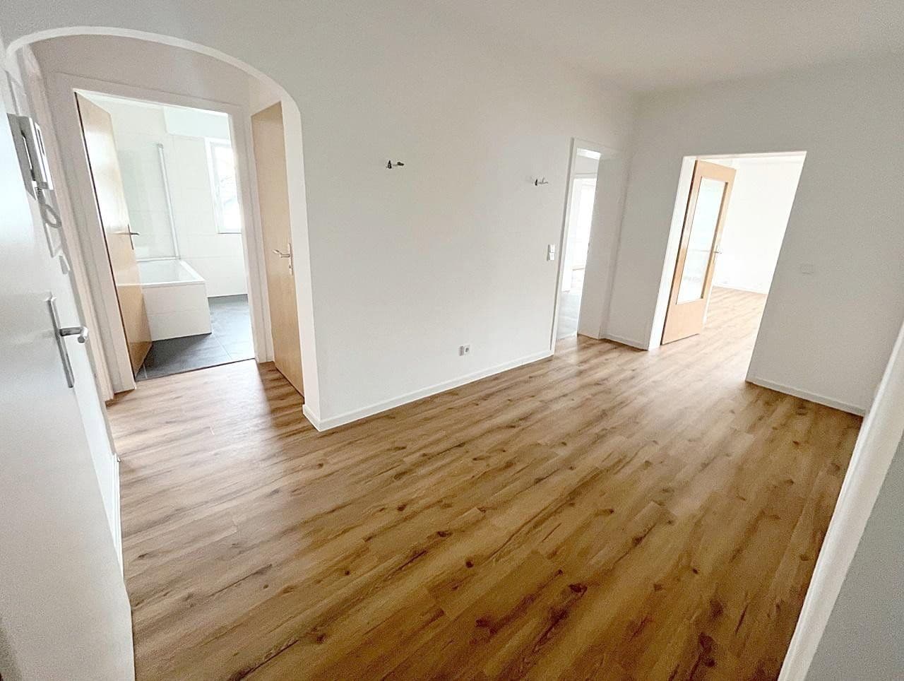 Pronájem bytu 4+kk 135 m², Frankfurt, Hessen Pronájem bytu 4+kk 135 m², Frankfurt, Hessen