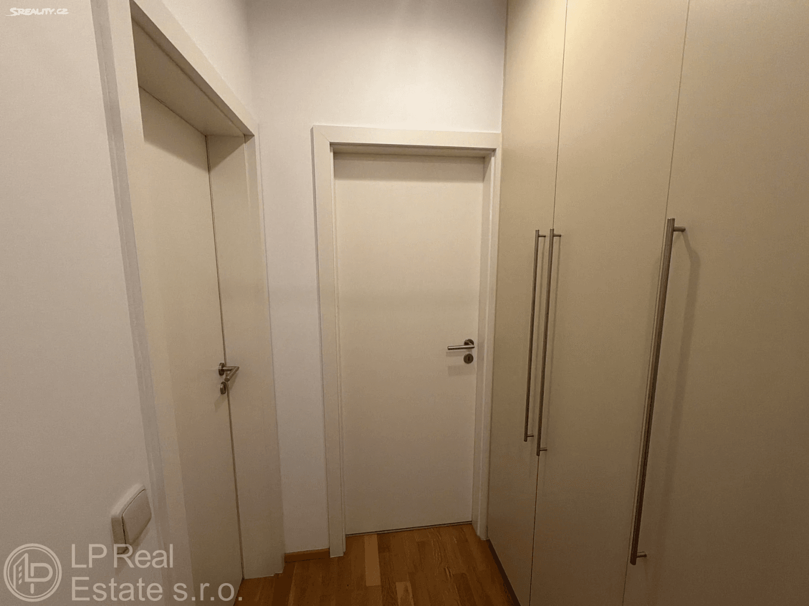 Prodej bytu 3+kk 80 m², Divíškové, Praha, Praha Prodej bytu 3+kk 80 m², Divíškové, Praha, Praha