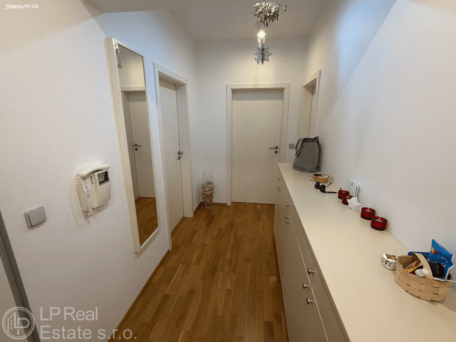 Prodej bytu 3+kk 80 m², Divíškové, Praha, Praha Prodej bytu 3+kk 80 m², Divíškové, Praha, Praha