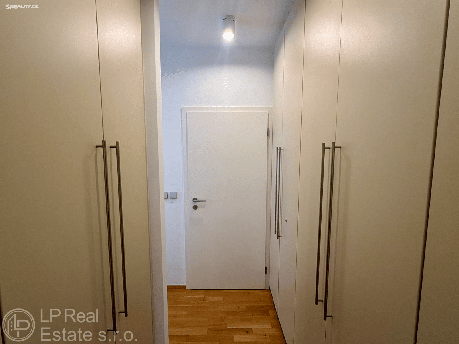 Prodej bytu 3+kk 80 m², Divíškové, Praha, Praha Prodej bytu 3+kk 80 m², Divíškové, Praha, Praha