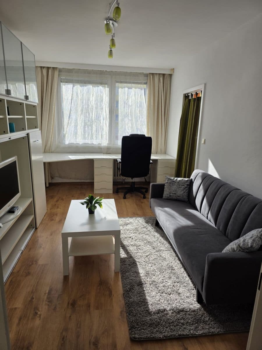 Pronájem bytu 2+1 40 m², Bryksova, Praha, Praha Pronájem bytu 2+1 40 m², Bryksova, Praha, Praha