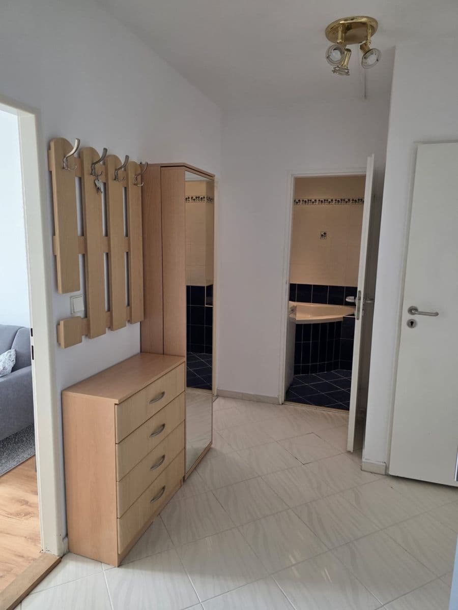 Pronájem bytu 2+1 40 m², Bryksova, Praha, Praha Pronájem bytu 2+1 40 m², Bryksova, Praha, Praha
