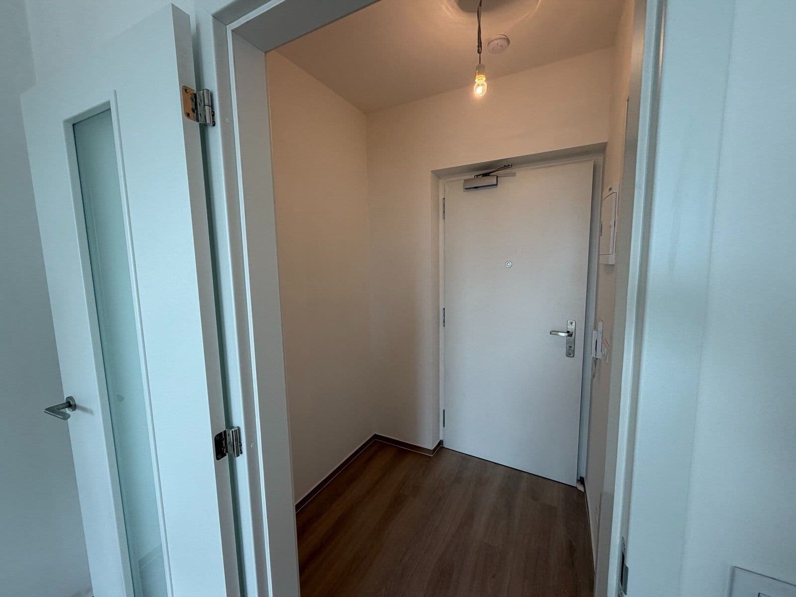 Pronájem bytu 2+kk 48 m², Střední, Brno, Jihomoravský kraj Pronájem bytu 2+kk 48 m², Střední, Brno, Jihomoravský kraj