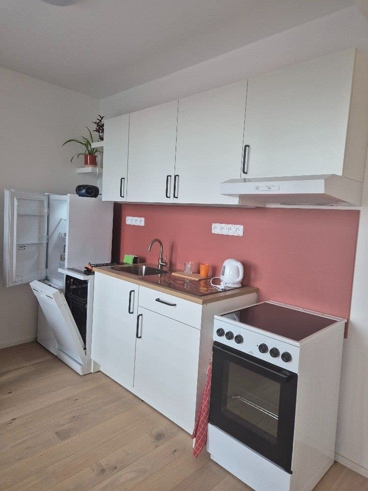 Pronájem bytu 2+kk 51 m², Mezitraťová, Praha, Praha Pronájem bytu 2+kk 51 m², Mezitraťová, Praha, Praha