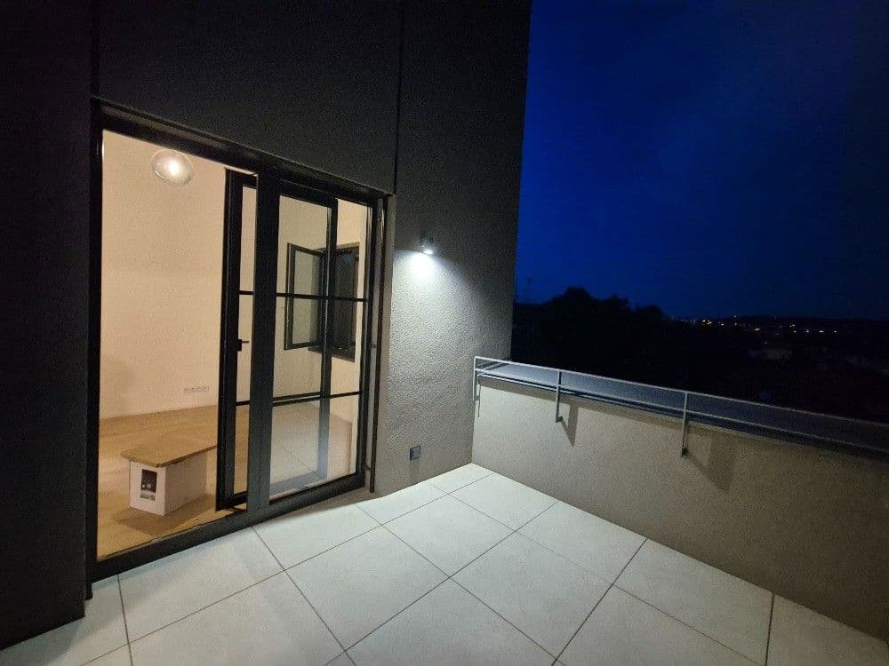 Pronájem bytu 2+kk 51 m², Mezitraťová, Praha, Praha Pronájem bytu 2+kk 51 m², Mezitraťová, Praha, Praha
