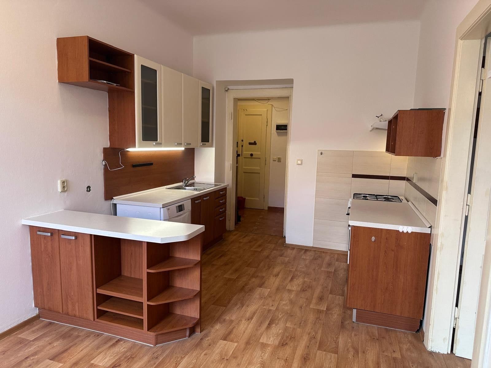 Pronájem bytu 2+kk 43 m², Nemocniční, Praha, Praha Pronájem bytu 2+kk 43 m², Nemocniční, Praha, Praha