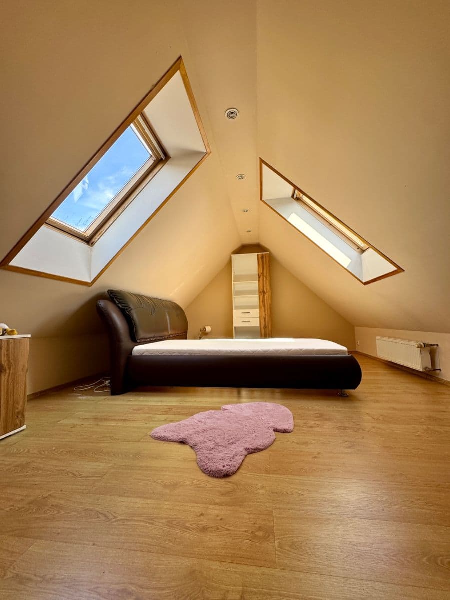 Pronájem bytu 5+kk 220 m², U Waltrovky, Praha, Praha Pronájem bytu 5+kk 220 m², U Waltrovky, Praha, Praha