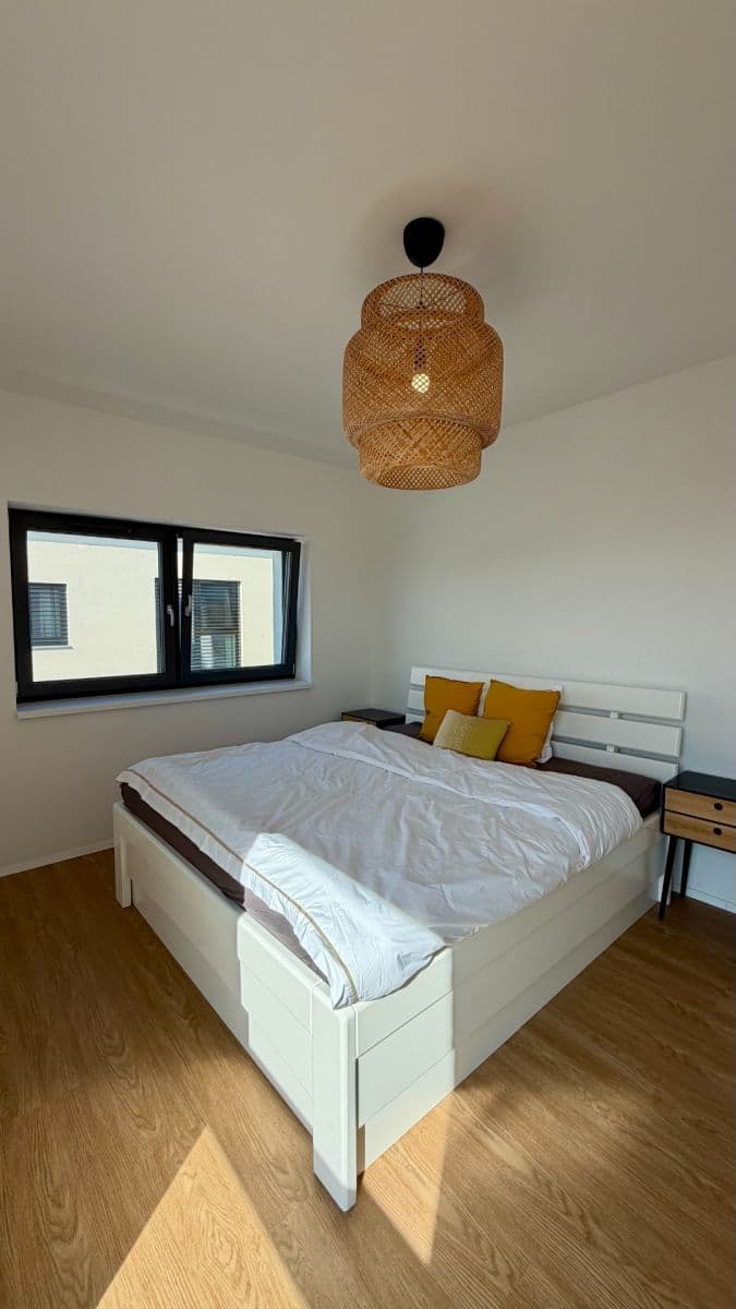 Pronájem domu 102 m², pozemek 179 m², Denivková, Praha, Praha Pronájem domu 102 m², pozemek 179 m², Denivková, Praha, Praha