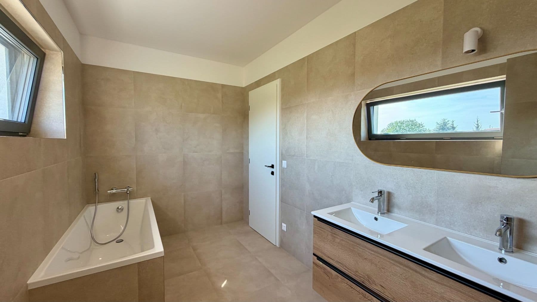 Pronájem domu 102 m², pozemek 179 m², Denivková, Praha, Praha Pronájem domu 102 m², pozemek 179 m², Denivková, Praha, Praha