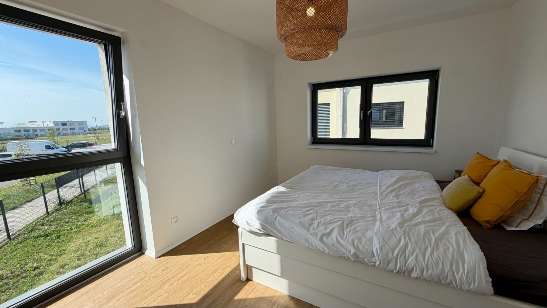 Pronájem domu 102 m², pozemek 179 m², Denivková, Praha, Praha Pronájem domu 102 m², pozemek 179 m², Denivková, Praha, Praha