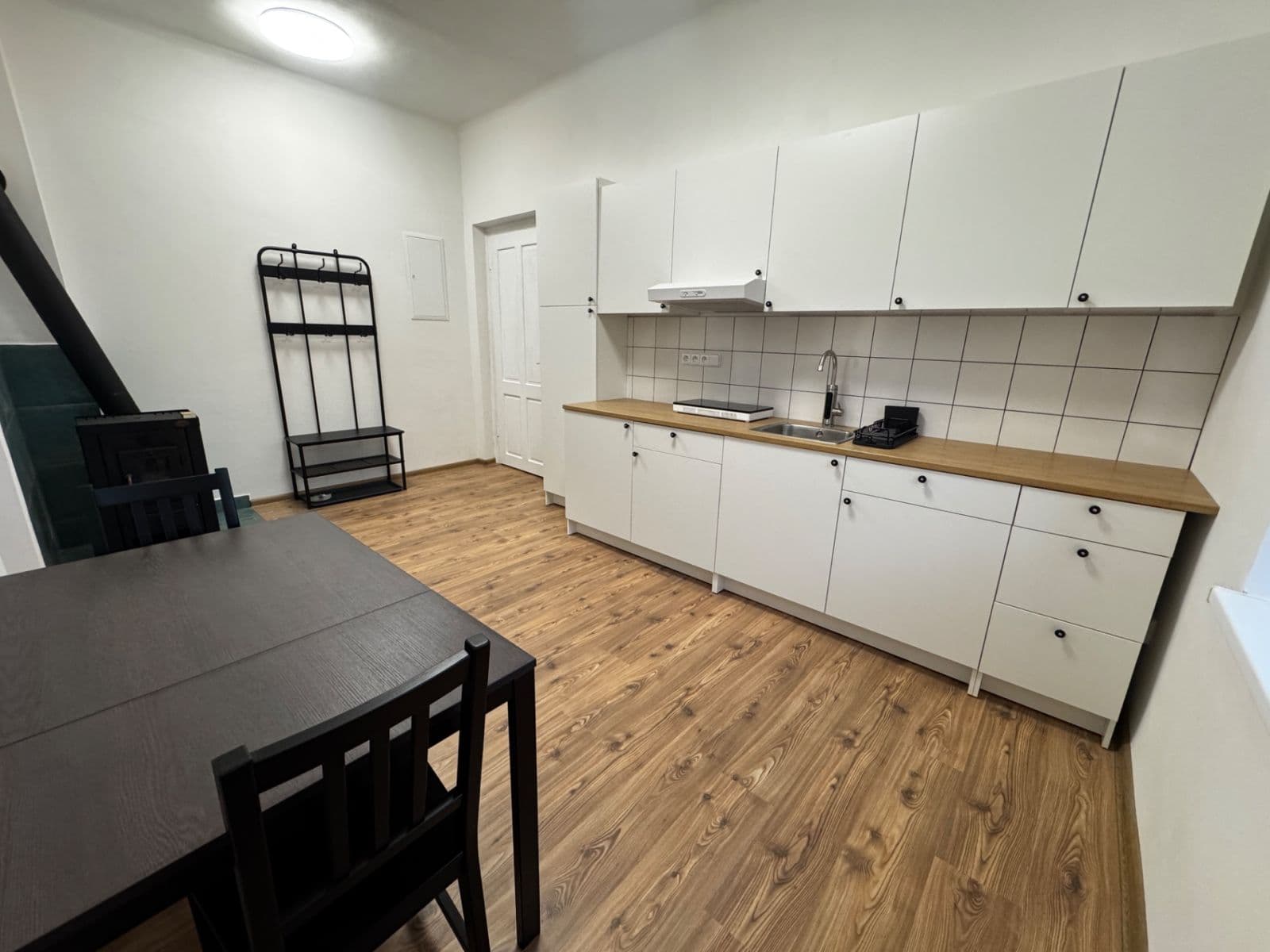 Pronájem bytu 1+1 36 m², Jesenný, Liberecký kraj Pronájem bytu 1+1 36 m², Jesenný, Liberecký kraj