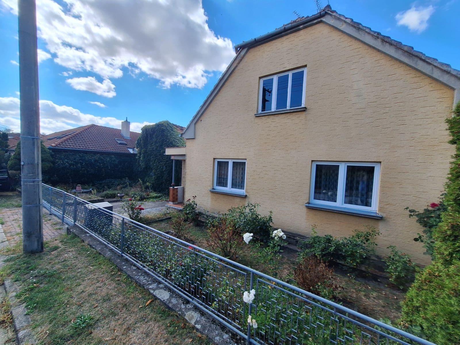 Prodej domu 120 m², pozemek 443 m², Letná, Hrotovice, Kraj Vysočina Prodej domu 120 m², pozemek 443 m², Letná, Hrotovice, Kraj Vysočina