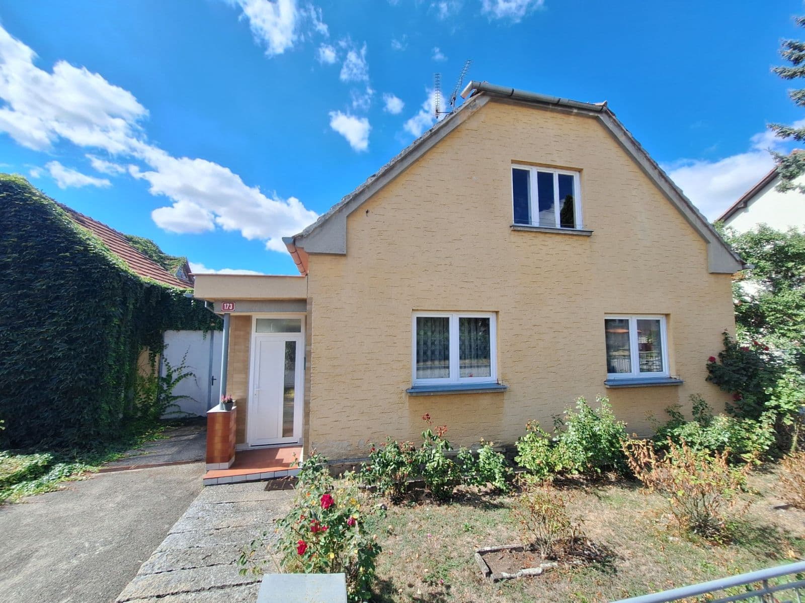 Prodej domu 120 m², pozemek 443 m², Letná, Hrotovice, Kraj Vysočina Prodej domu 120 m², pozemek 443 m², Letná, Hrotovice, Kraj Vysočina
