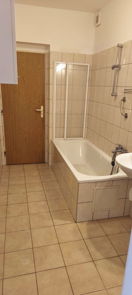Prodej bytu 2+1 59 m², Kolmá, Jablonec nad Nisou, Liberecký kraj Prodej bytu 2+1 59 m², Kolmá, Jablonec nad Nisou, Liberecký kraj