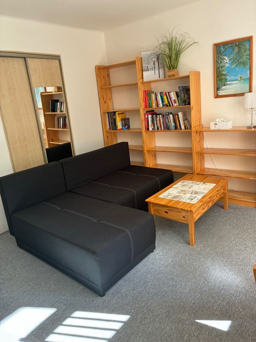 Prodej bytu 2+kk 42 m², 28. října, Příbram, Středočeský kraj Prodej bytu 2+kk 42 m², 28. října, Příbram, Středočeský kraj