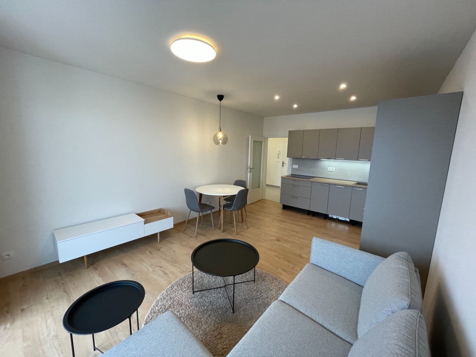 Pronájem bytu 2+kk 50 m², Buková, Jihlava, Kraj Vysočina Pronájem bytu 2+kk 50 m², Buková, Jihlava, Kraj Vysočina