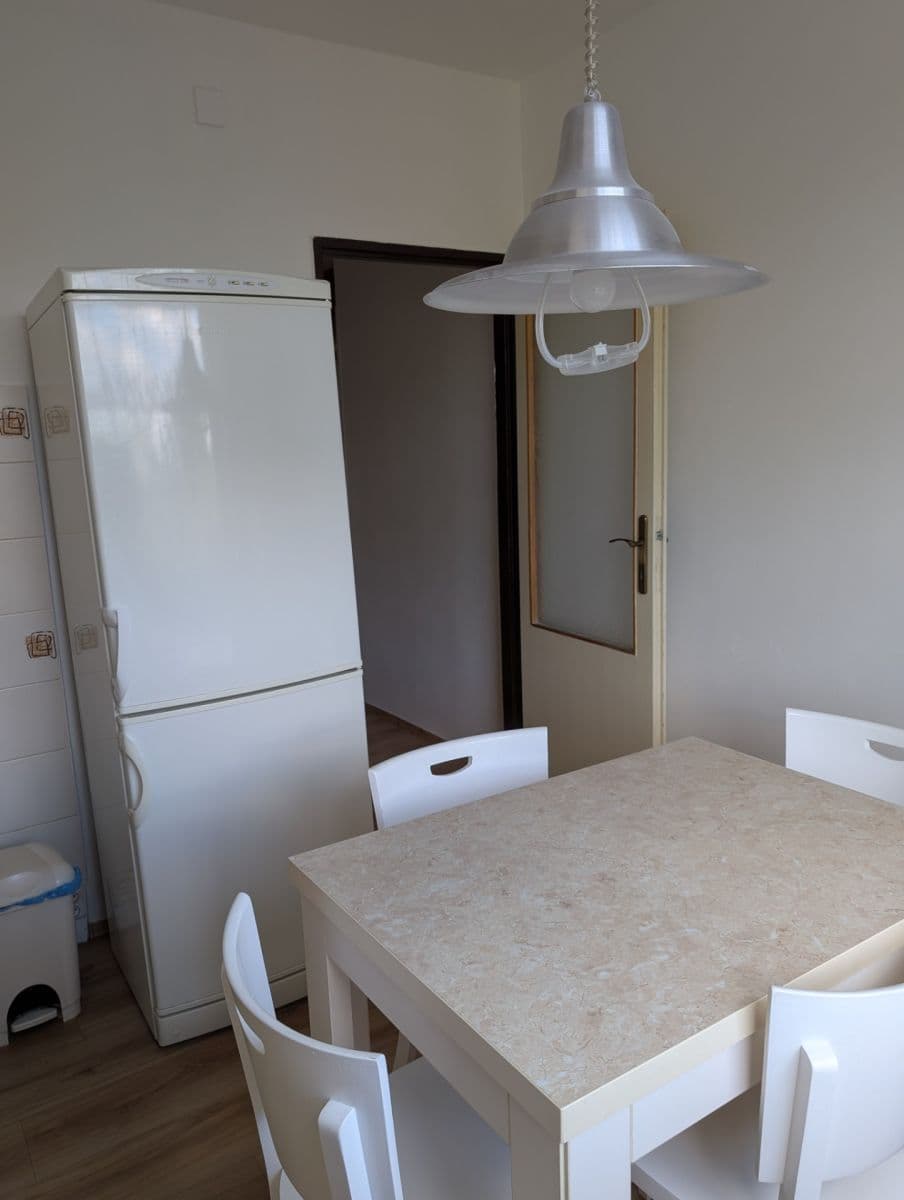 Pronájem bytu 3+1 71 m², Chvatěrubská, Praha, Praha Pronájem bytu 3+1 71 m², Chvatěrubská, Praha, Praha