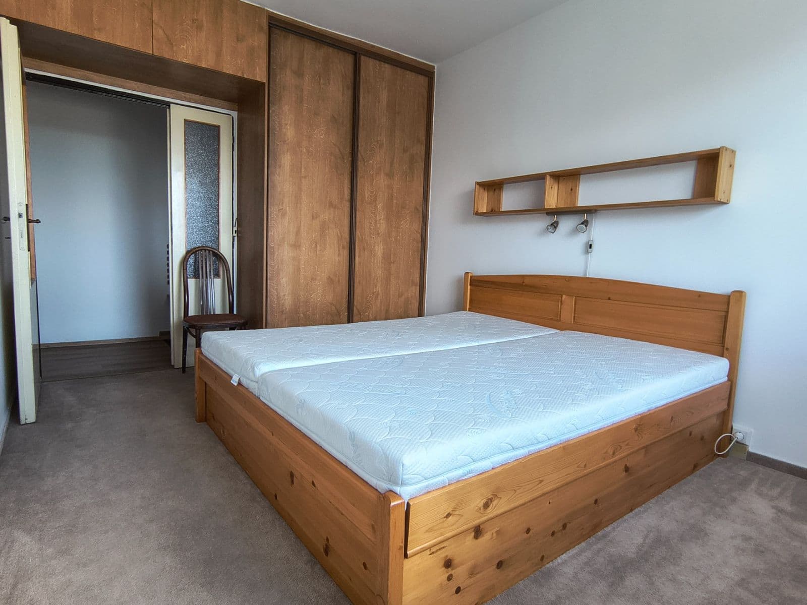 Pronájem bytu 3+1 71 m², Chvatěrubská, Praha, Praha Pronájem bytu 3+1 71 m², Chvatěrubská, Praha, Praha