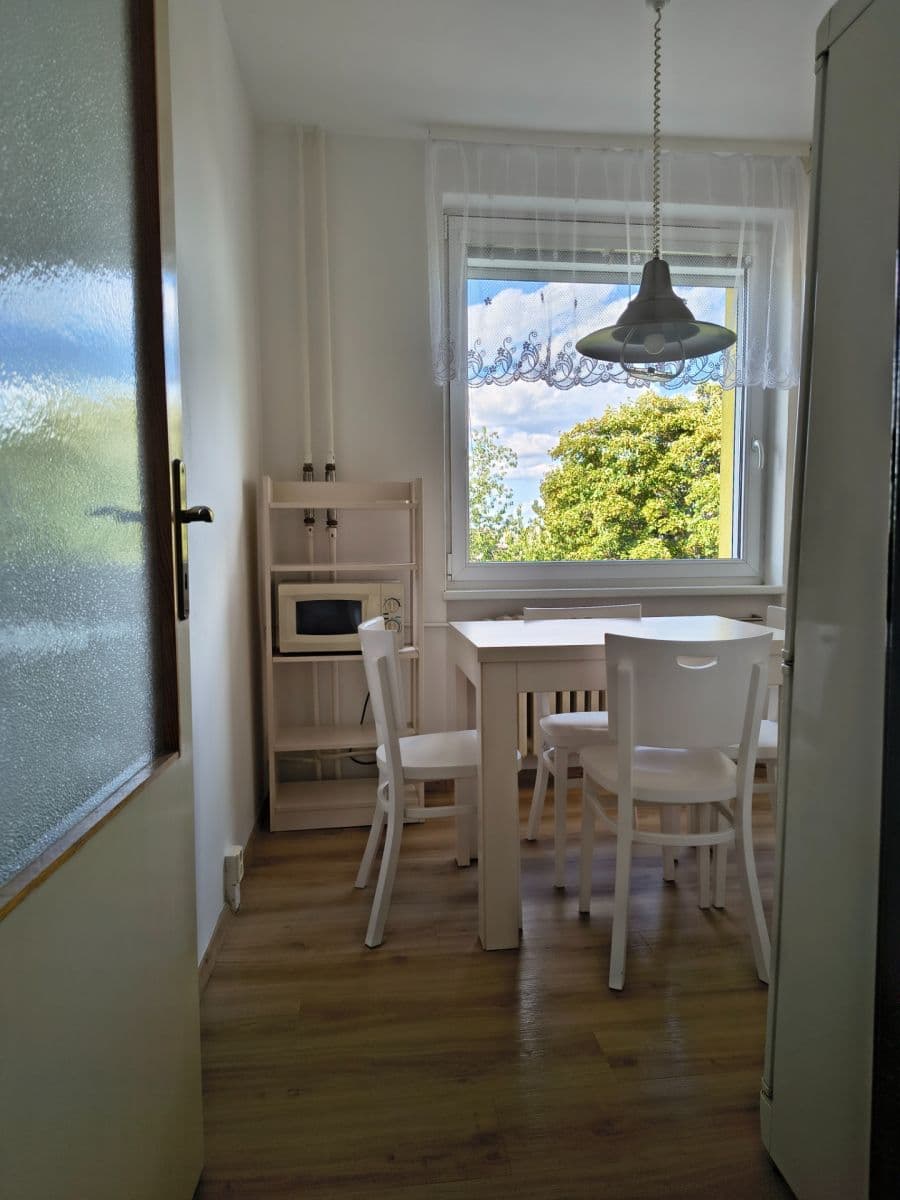 Pronájem bytu 3+1 71 m², Chvatěrubská, Praha, Praha Pronájem bytu 3+1 71 m², Chvatěrubská, Praha, Praha
