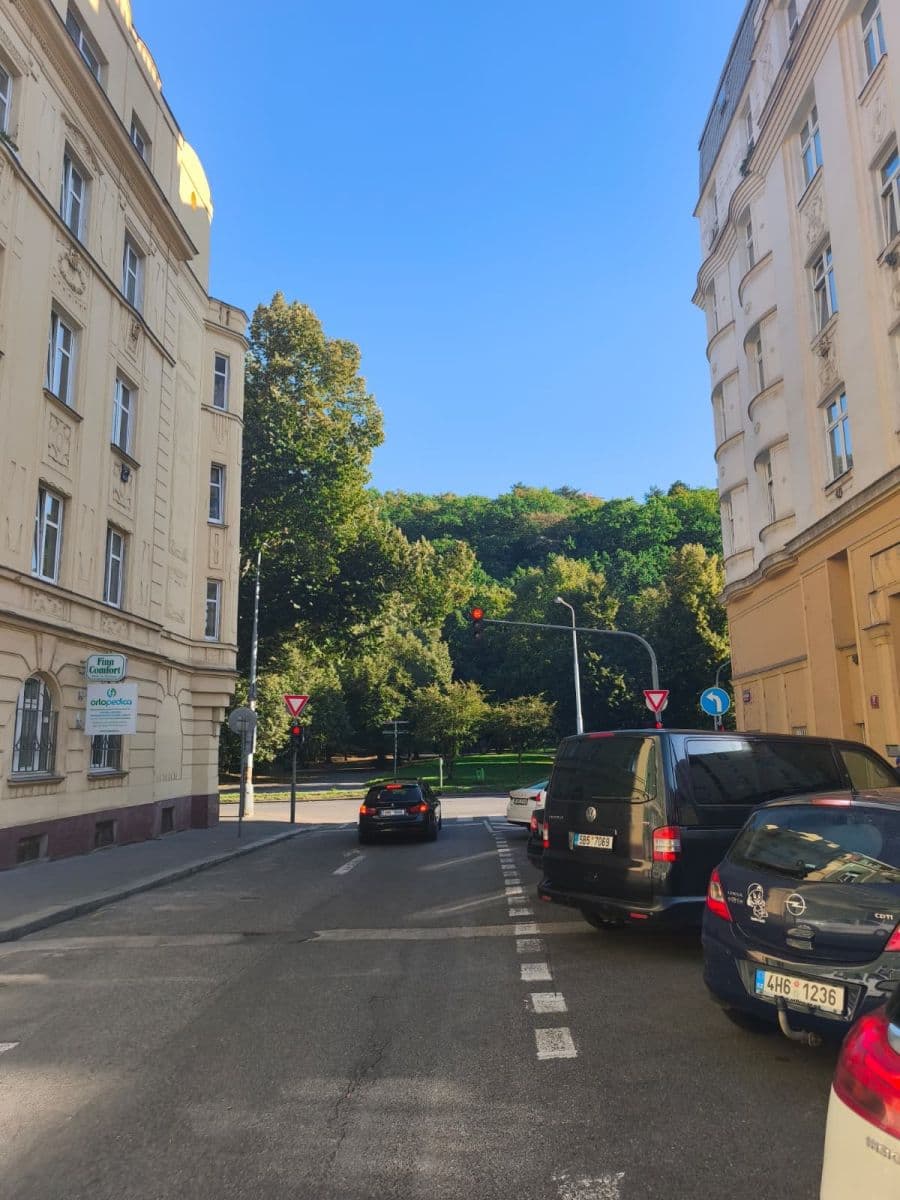 Pronájem bytu 2+kk 38 m², Brožíkova, Praha, Praha Pronájem bytu 2+kk 38 m², Brožíkova, Praha, Praha
