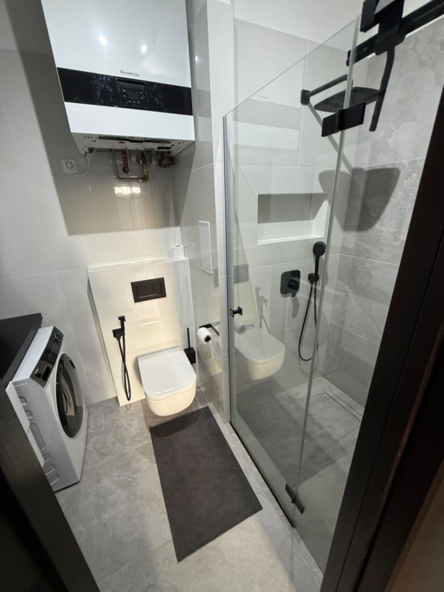 Pronájem bytu 2+kk 38 m², Brožíkova, Praha, Praha Pronájem bytu 2+kk 38 m², Brožíkova, Praha, Praha