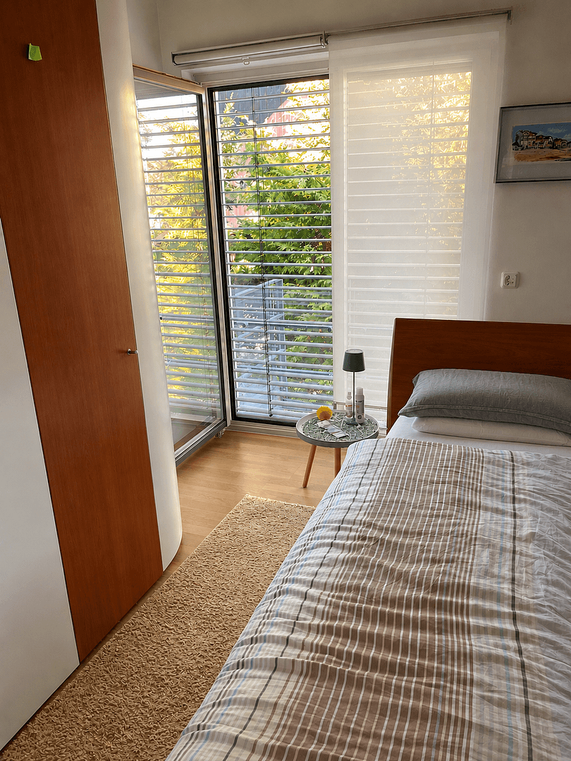 Prodej domu 145 m², pozemek 419 m², Dr.-Troll-Straße 7, Gröbenzell, Bavorsko Prodej domu 145 m², pozemek 419 m², Dr.-Troll-Straße 7, Gröbenzell, Bavorsko