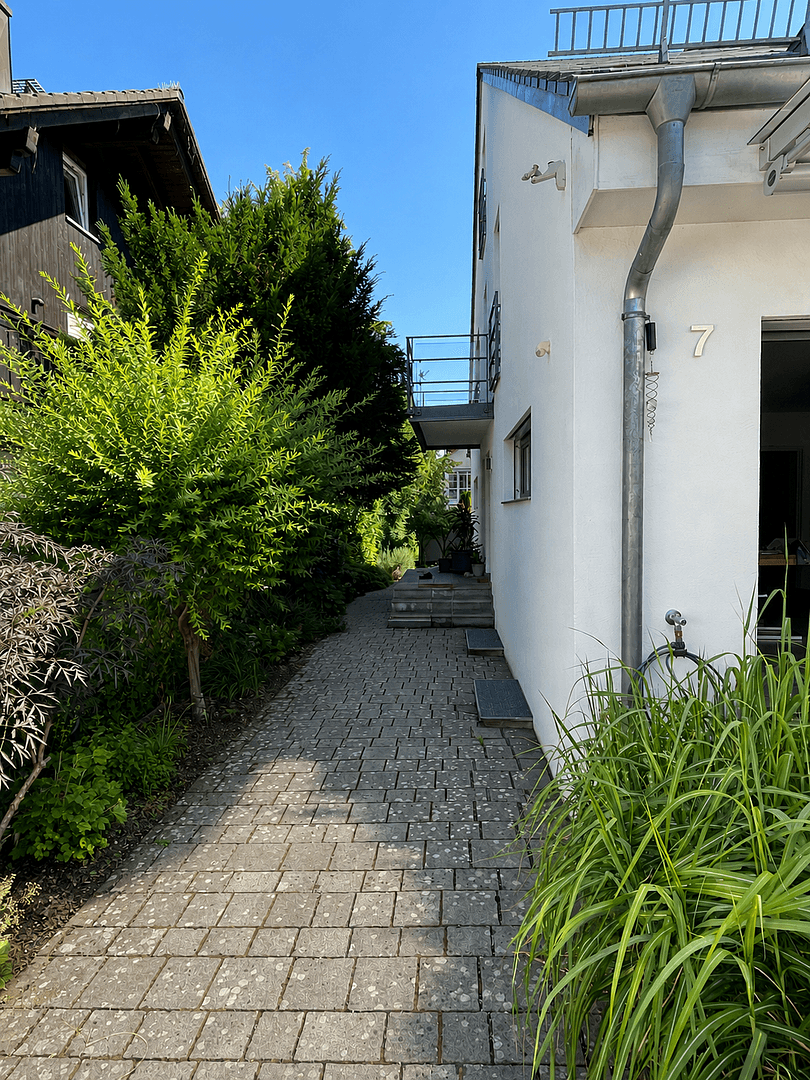 Prodej domu 145 m², pozemek 419 m², Dr.-Troll-Straße 7, Gröbenzell, Bavorsko Prodej domu 145 m², pozemek 419 m², Dr.-Troll-Straße 7, Gröbenzell, Bavorsko