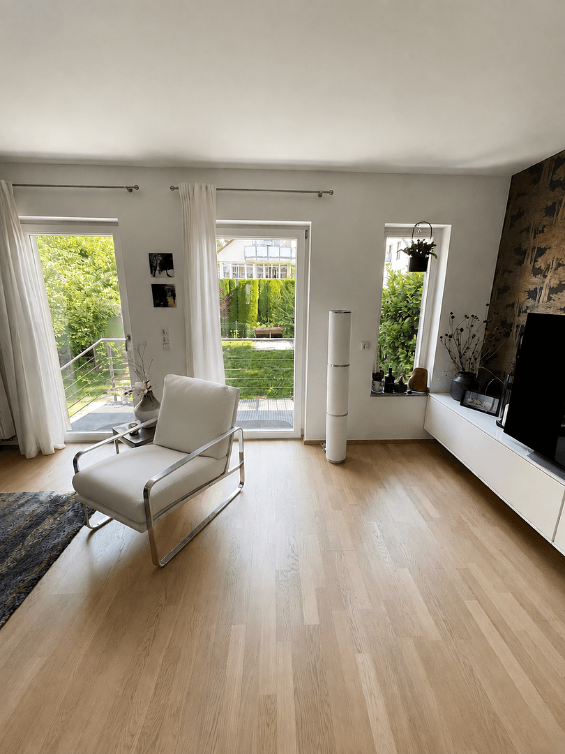Prodej domu 145 m², pozemek 419 m², Dr.-Troll-Straße 7, Gröbenzell, Bavorsko Prodej domu 145 m², pozemek 419 m², Dr.-Troll-Straße 7, Gröbenzell, Bavorsko
