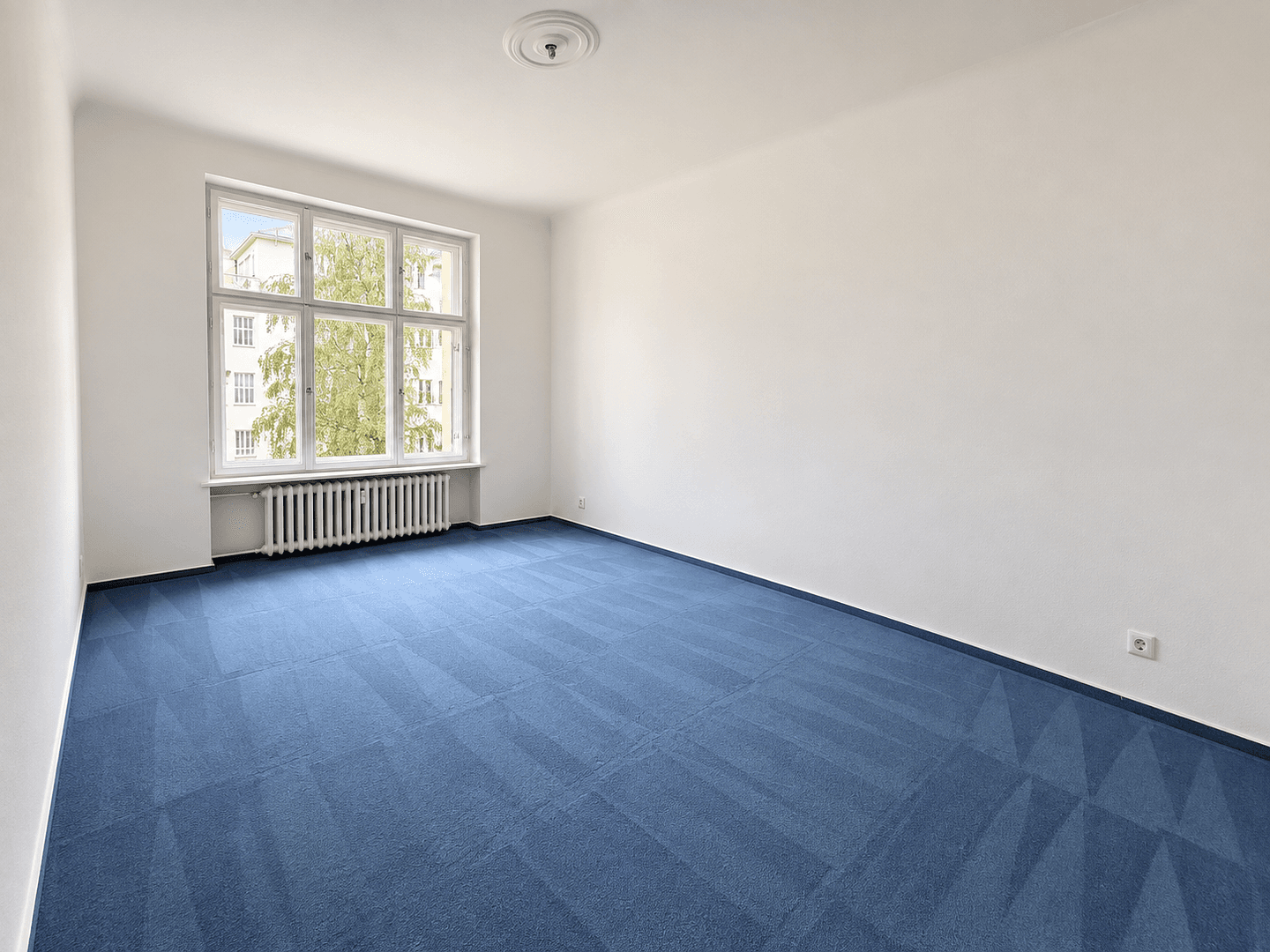 Pronájem bytu 4+1 127 m², Duisburgerstr., Berlin, Berlín Pronájem bytu 4+1 127 m², Duisburgerstr., Berlin, Berlín
