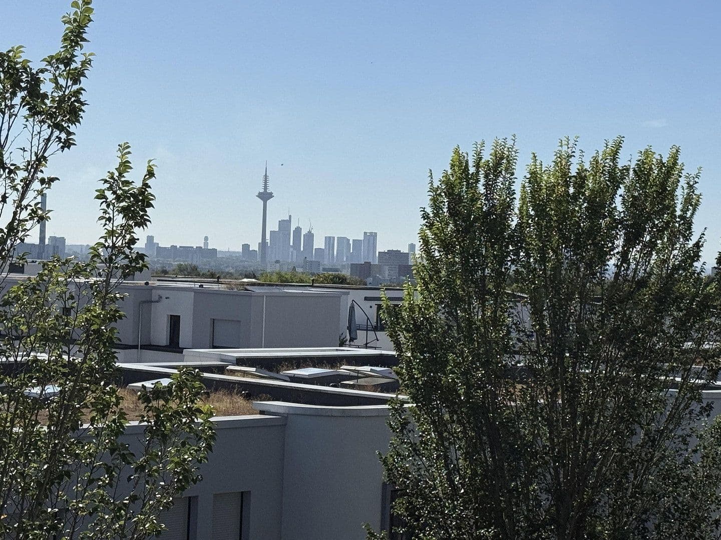 Pronájem bytu 3+1 79 m², Frankfurt am Main, Kalbach, Hessen Pronájem bytu 3+1 79 m², Frankfurt am Main, Kalbach, Hessen