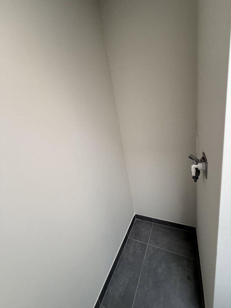 Pronájem bytu 3+1 79 m², Frankfurt am Main, Kalbach, Hessen Pronájem bytu 3+1 79 m², Frankfurt am Main, Kalbach, Hessen