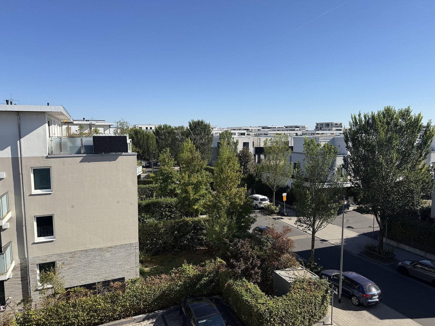 Pronájem bytu 3+1 79 m², Frankfurt am Main, Kalbach, Hessen Pronájem bytu 3+1 79 m², Frankfurt am Main, Kalbach, Hessen