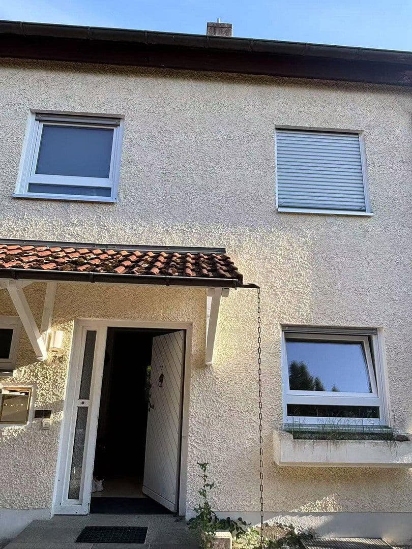 Prodej domu 138 m², pozemek 175 m², Arthur-Piechler-Str.7d, Augsburg, Bavorsko Prodej domu 138 m², pozemek 175 m², Arthur-Piechler-Str.7d, Augsburg, Bavorsko