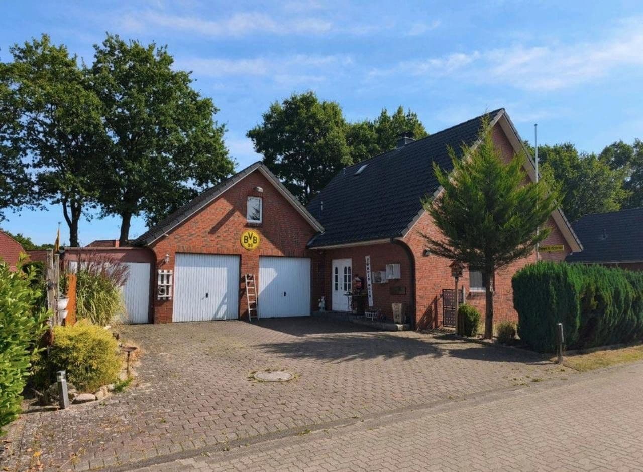 Prodej domu 113 m², pozemek 830 m², Hinter den Eichen, 3, Heinbockel, Dolní Sasko Prodej domu 113 m², pozemek 830 m², Hinter den Eichen, 3, Heinbockel, Dolní Sasko