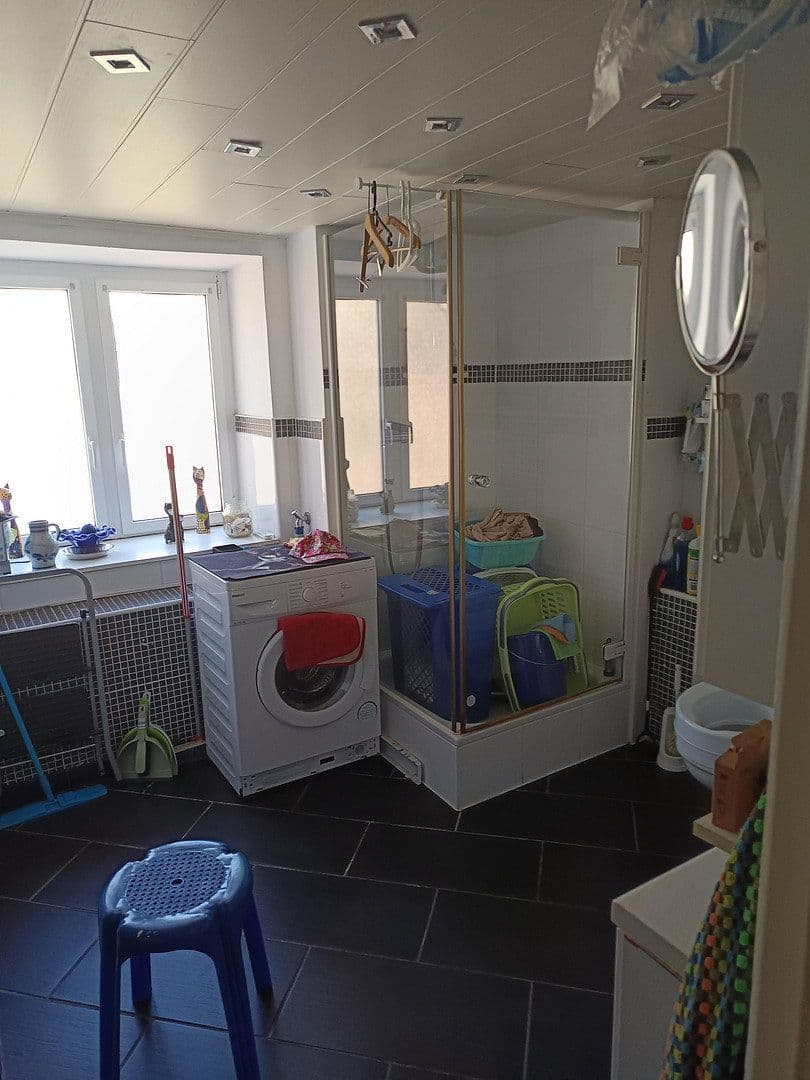 Prodej domu 120 m², pozemek 390 m², Ringstraße 4, Herren-Sulzbach, Porýní-Falc Prodej domu 120 m², pozemek 390 m², Ringstraße 4, Herren-Sulzbach, Porýní-Falc