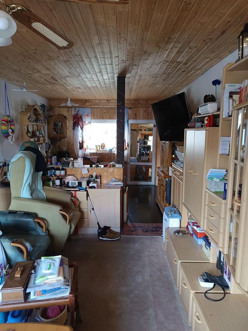 Prodej domu 120 m², pozemek 390 m², Ringstraße 4, Herren-Sulzbach, Porýní-Falc Prodej domu 120 m², pozemek 390 m², Ringstraße 4, Herren-Sulzbach, Porýní-Falc