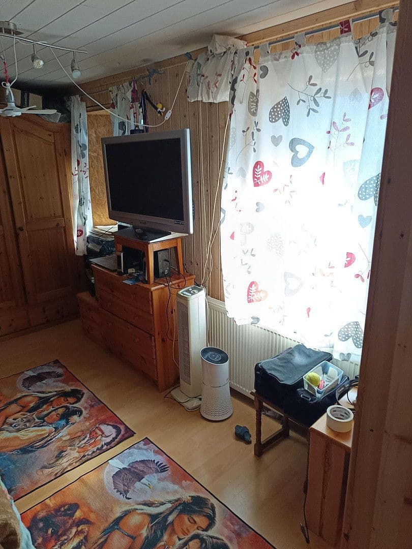 Prodej domu 120 m², pozemek 390 m², Ringstraße 4, Herren-Sulzbach, Porýní-Falc Prodej domu 120 m², pozemek 390 m², Ringstraße 4, Herren-Sulzbach, Porýní-Falc