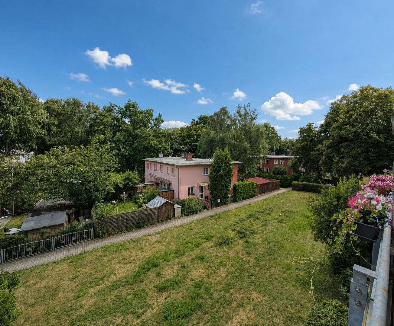 Prodej bytu 2+1 46 m², Simpsonweg 1, Berlin, Berlín Prodej bytu 2+1 46 m², Simpsonweg 1, Berlin, Berlín