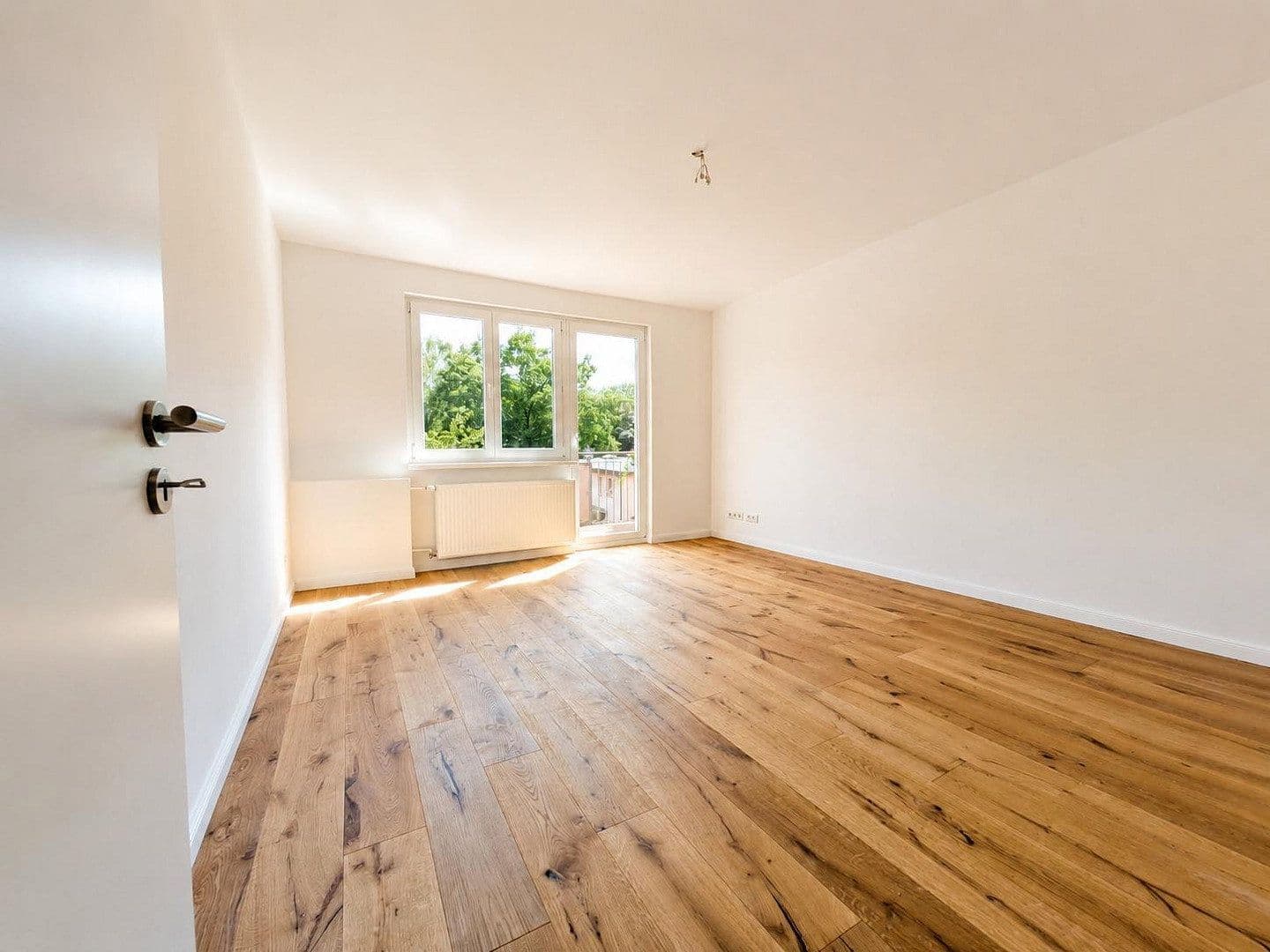 Prodej bytu 2+1 46 m², Simpsonweg 1, Berlin, Berlín Prodej bytu 2+1 46 m², Simpsonweg 1, Berlin, Berlín