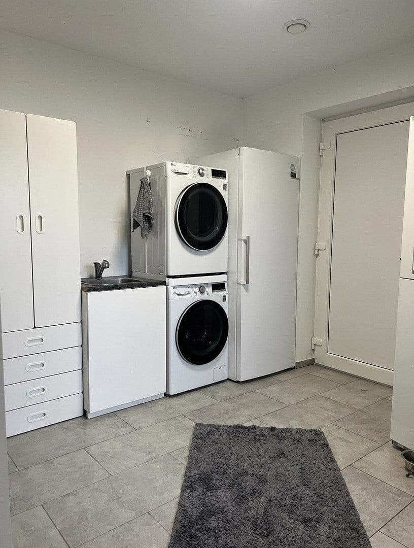 Prodej domu 140 m², pozemek 841 m², Ahlden, Dolní Sasko Prodej domu 140 m², pozemek 841 m², Ahlden, Dolní Sasko