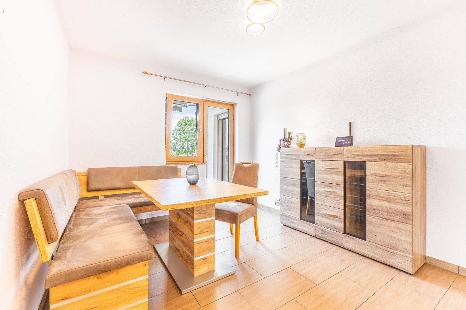 Prodej domu 168 m², pozemek 723 m², Baunatal, Hessen Prodej domu 168 m², pozemek 723 m², Baunatal, Hessen