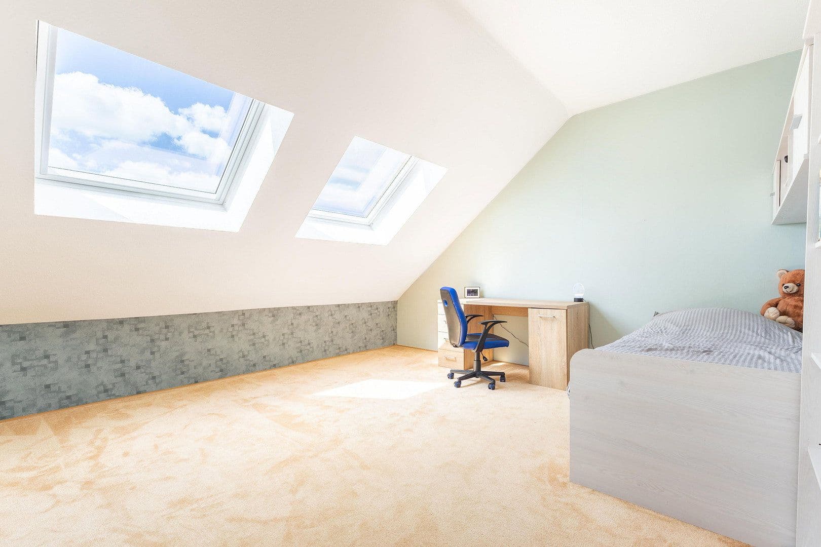 Prodej domu 168 m², pozemek 723 m², Baunatal, Hessen Prodej domu 168 m², pozemek 723 m², Baunatal, Hessen