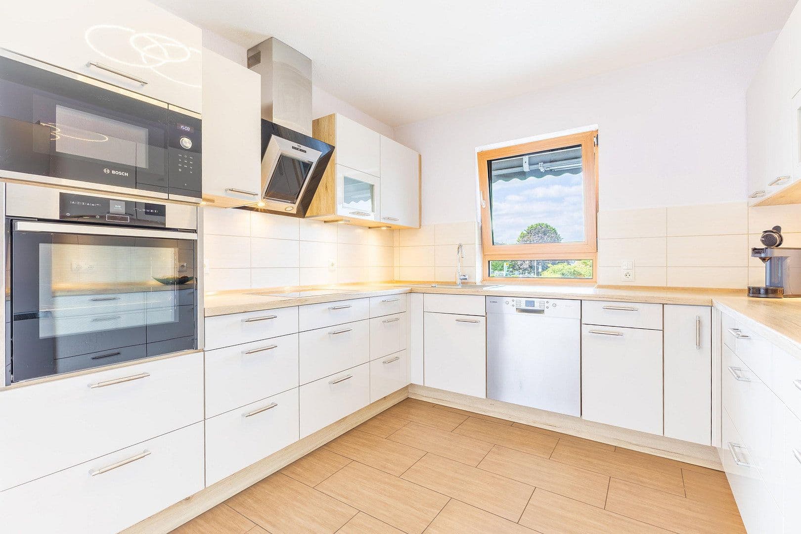 Prodej domu 168 m², pozemek 723 m², Baunatal, Hessen Prodej domu 168 m², pozemek 723 m², Baunatal, Hessen