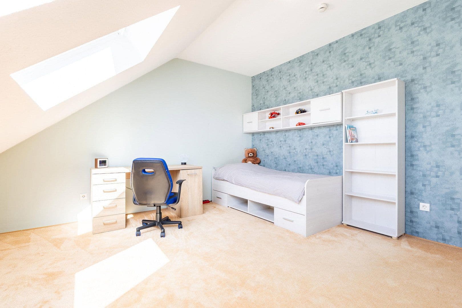 Prodej domu 168 m², pozemek 723 m², Baunatal, Hessen Prodej domu 168 m², pozemek 723 m², Baunatal, Hessen
