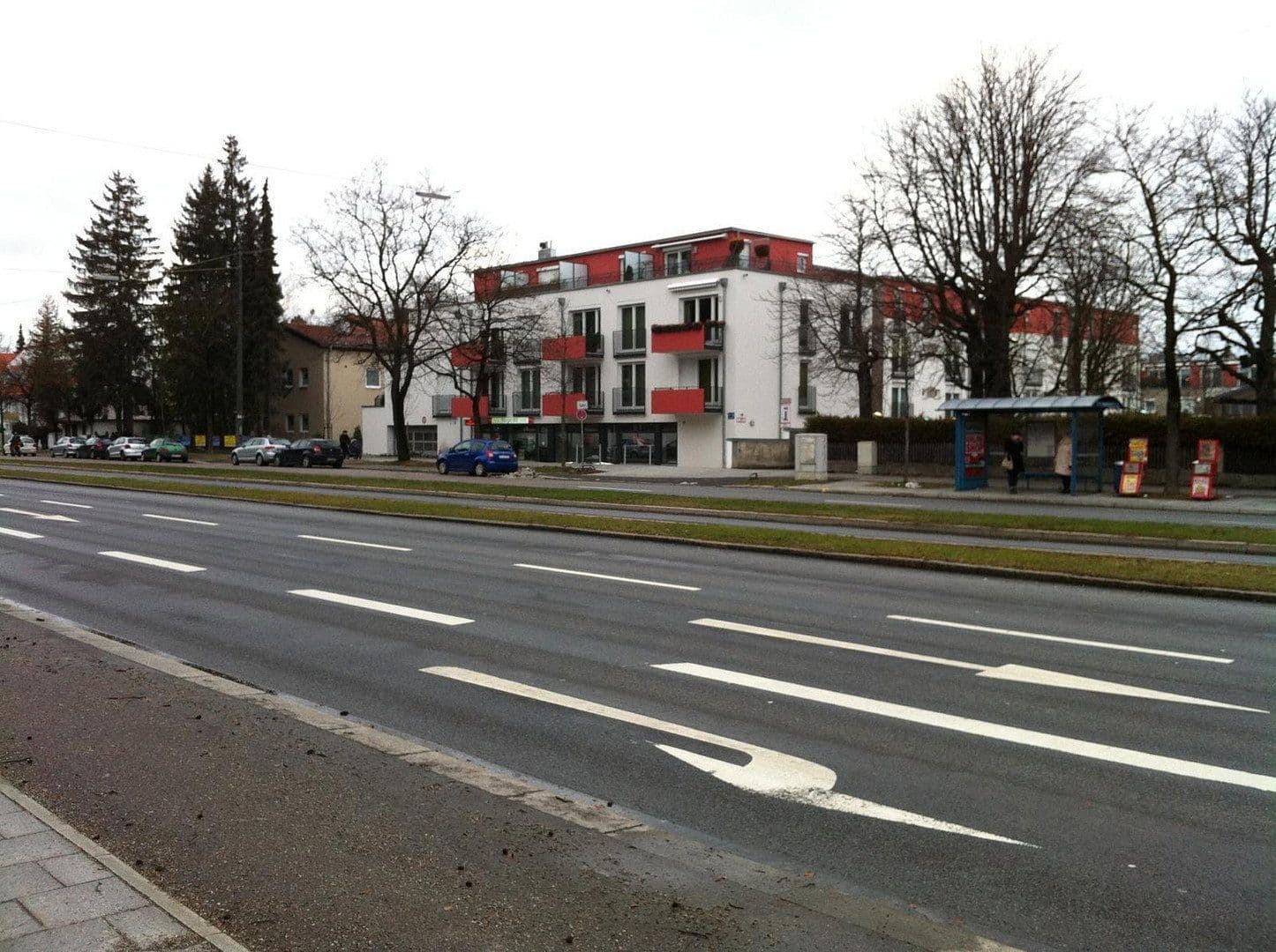 Prodej nebytového prostoru 109 m², Würmtalstraße 2b, München, Bavorsko Prodej nebytového prostoru 109 m², Würmtalstraße 2b, München, Bavorsko