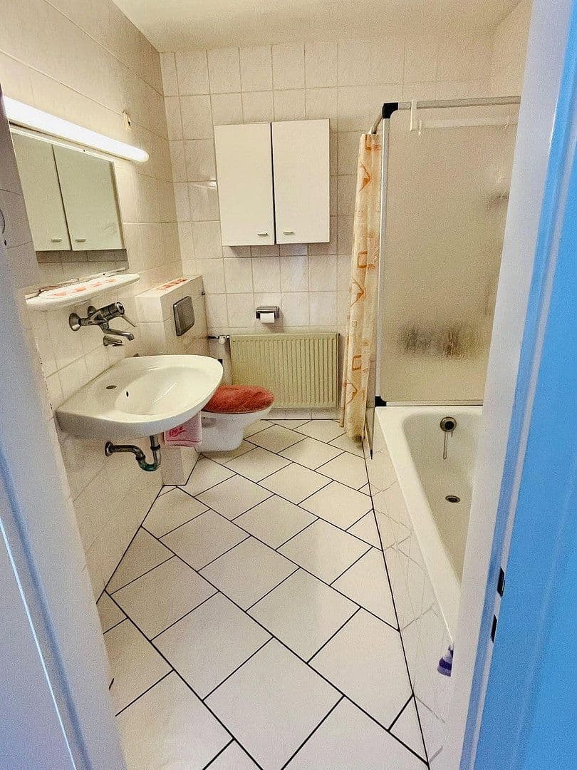 Prodej domu 241 m², pozemek 560 m², Köln, Severní Porýní-Vestfálsko Prodej domu 241 m², pozemek 560 m², Köln, Severní Porýní-Vestfálsko