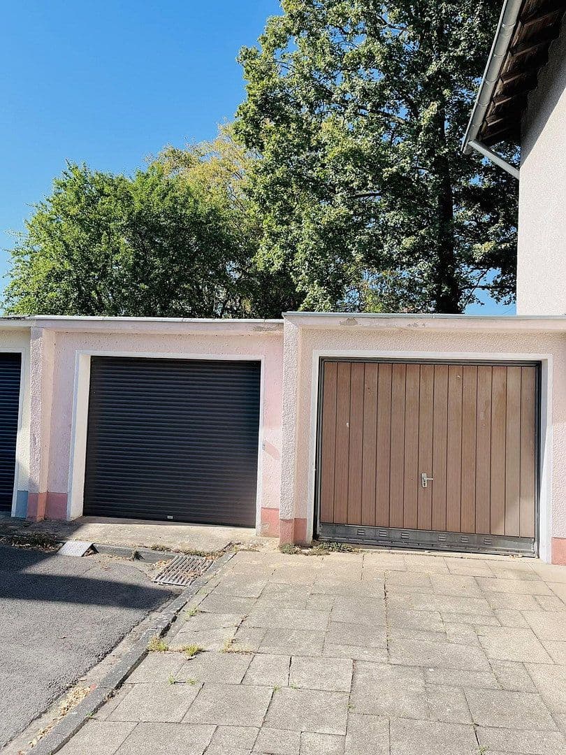 Prodej domu 241 m², pozemek 560 m², Köln, Severní Porýní-Vestfálsko Prodej domu 241 m², pozemek 560 m², Köln, Severní Porýní-Vestfálsko