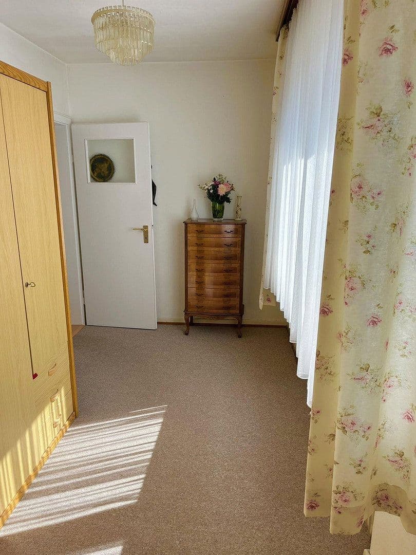 Prodej domu 241 m², pozemek 560 m², Köln, Severní Porýní-Vestfálsko Prodej domu 241 m², pozemek 560 m², Köln, Severní Porýní-Vestfálsko