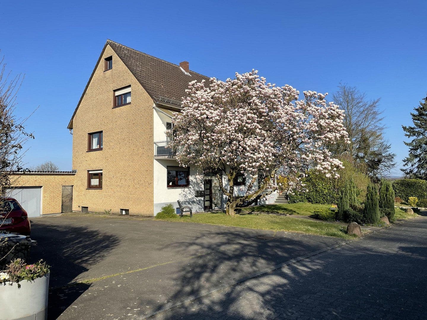 Pronájem bytu 4+1 105 m², Meisenweg 4, Neunkirchen-Seelscheid, Severní Porýní-Vestfálsko Pronájem bytu 4+1 105 m², Meisenweg 4, Neunkirchen-Seelscheid, Severní Porýní-Vestfálsko